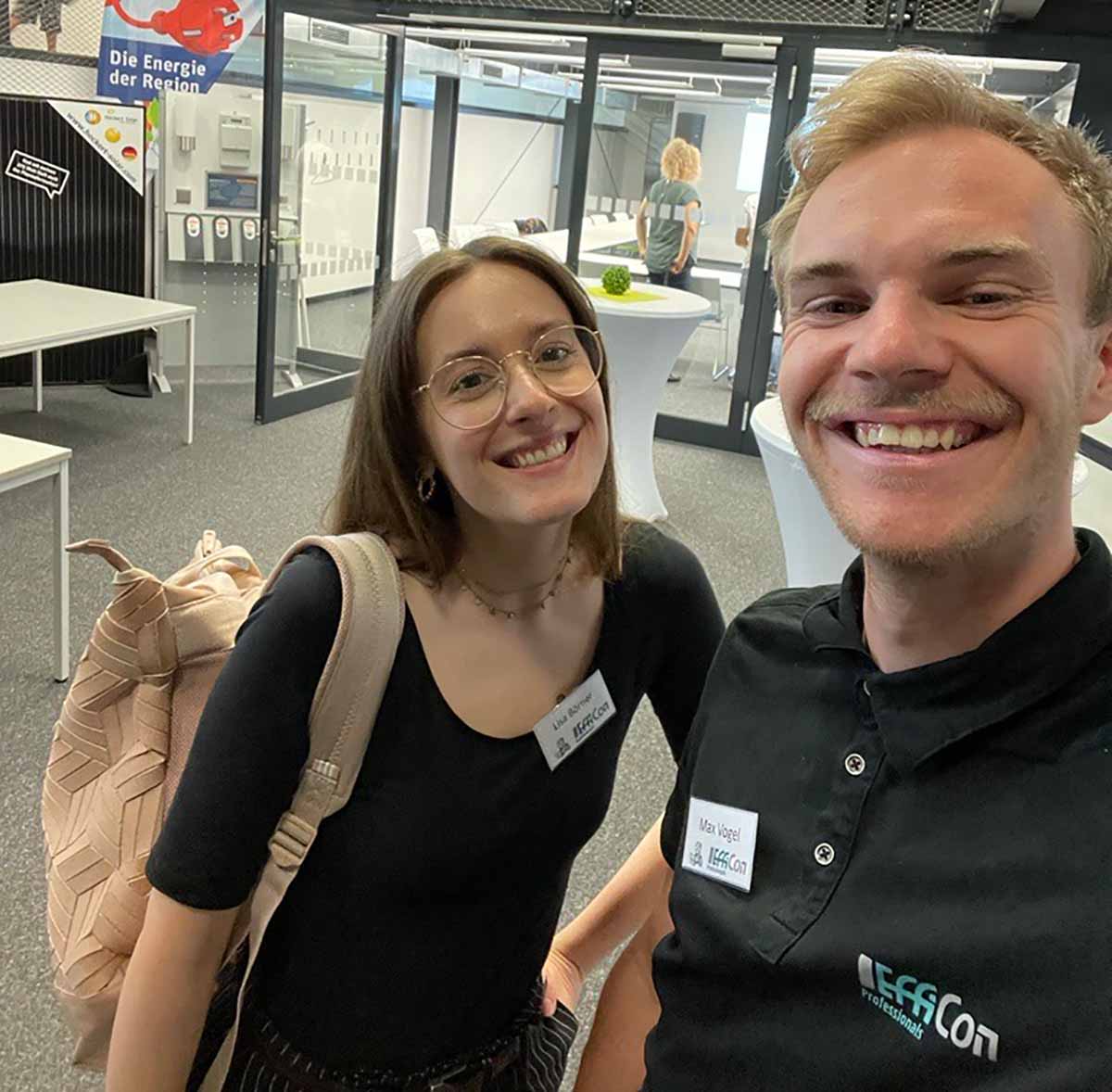 Lisa und Max beim JungIngenieureNetzwerk